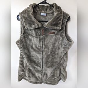 Columbia, L, Army Green